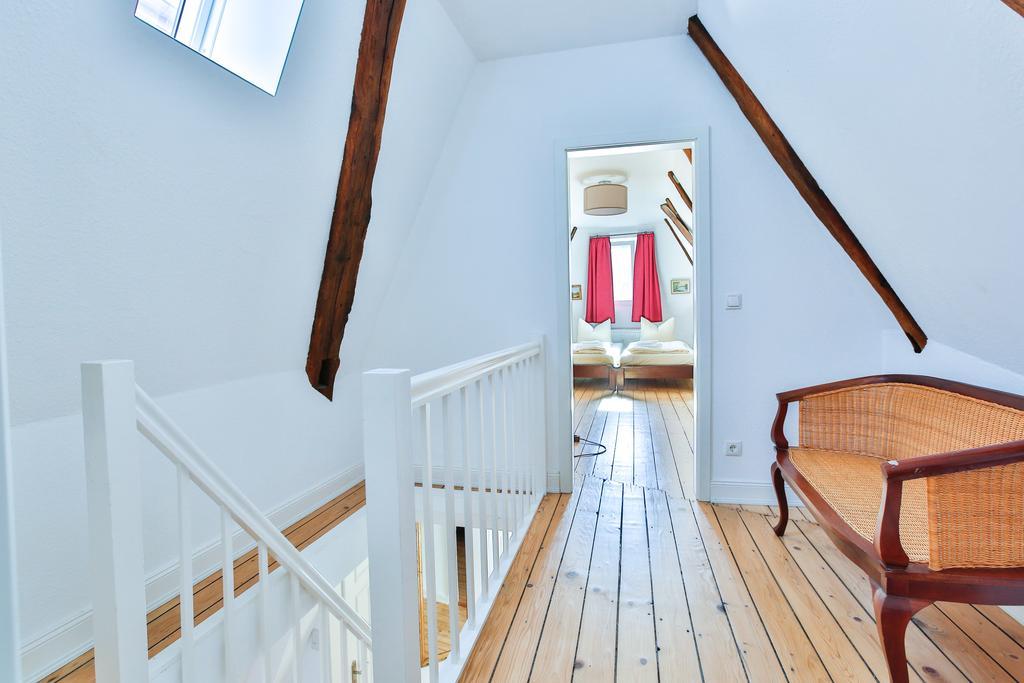 Riverside Apartments لوبيك المظهر الخارجي الصورة