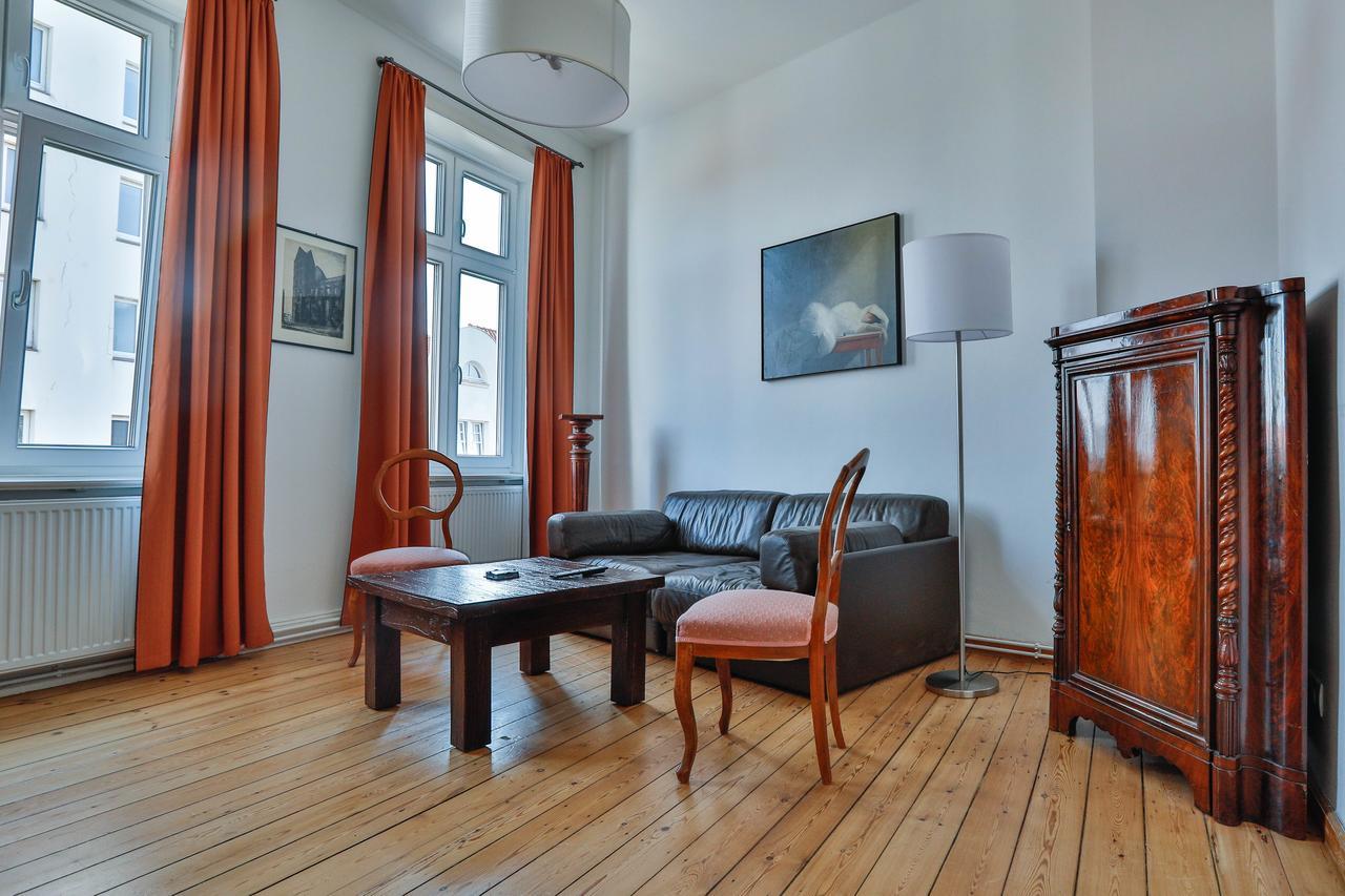 Riverside Apartments لوبيك المظهر الخارجي الصورة